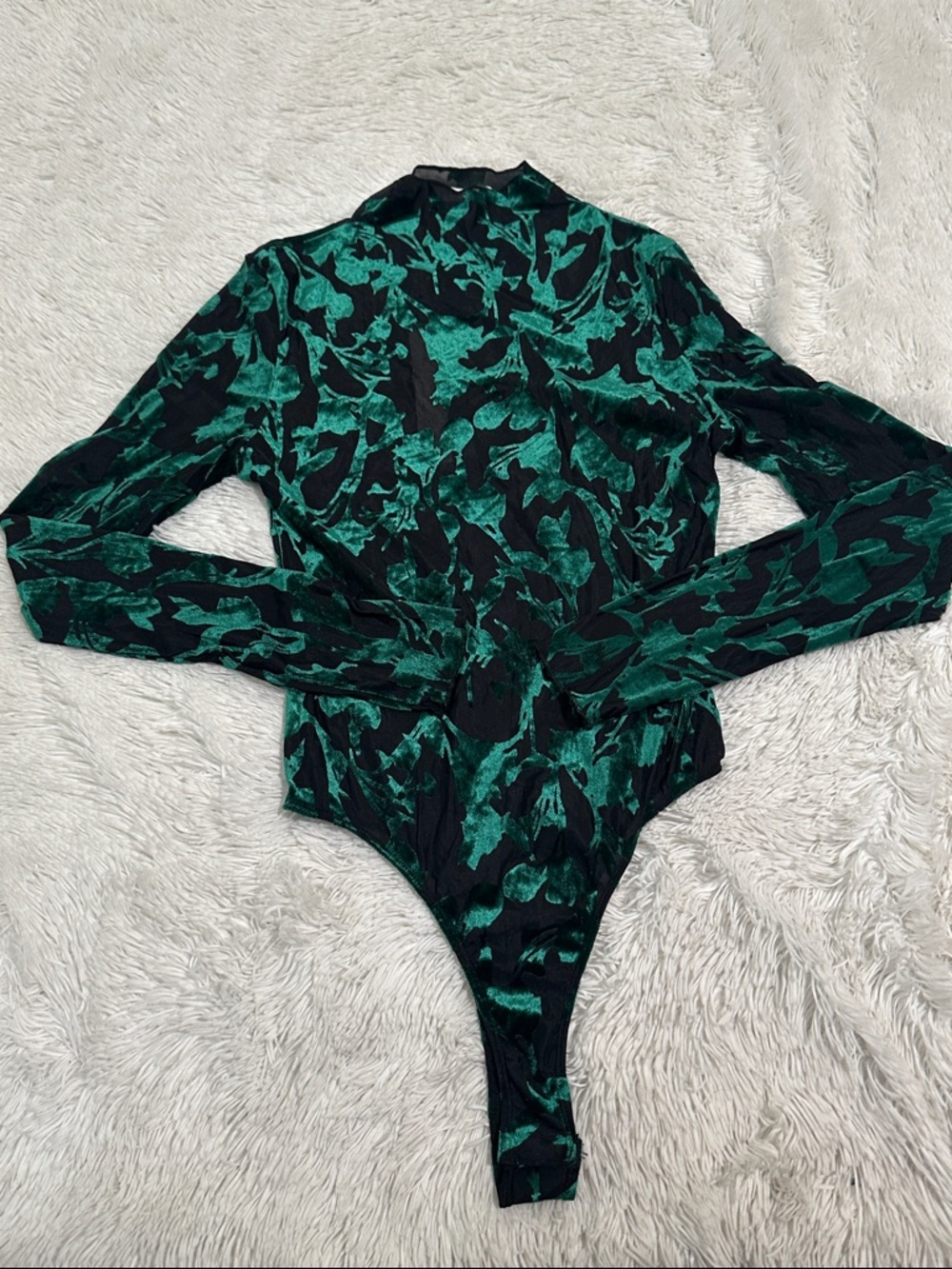 ⚾️ NWT Mustard Seed Sheer/Velvet Bodysuit